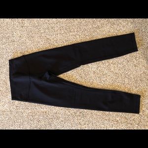 Lululemon leggings black 25” sz 6 luon